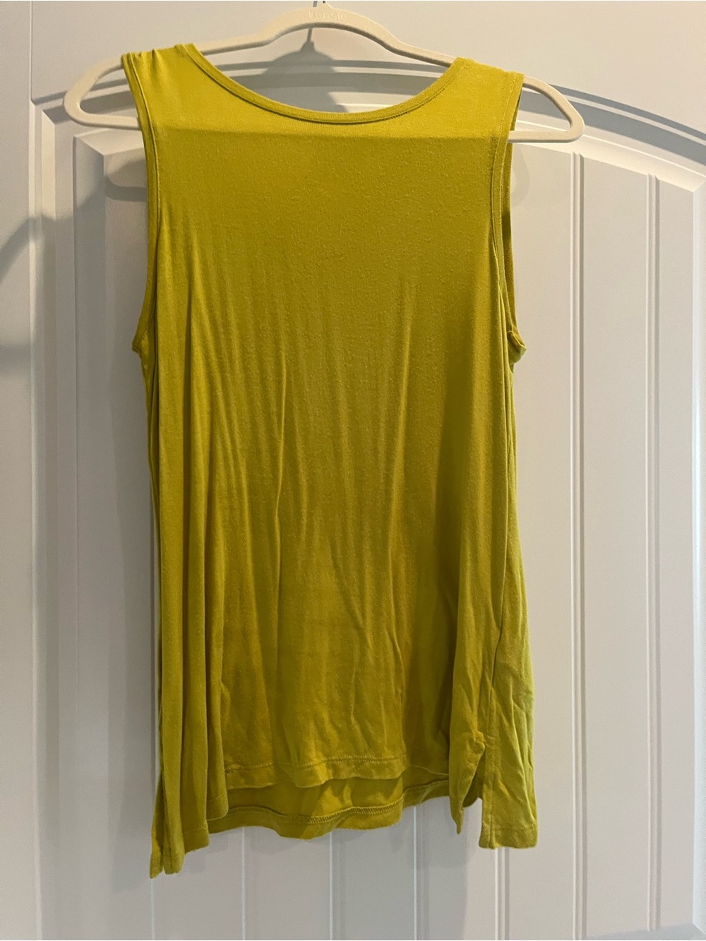 Adrienne Vittadini Olive Sleeveless Women's Tank Top - Picture 2 of 2